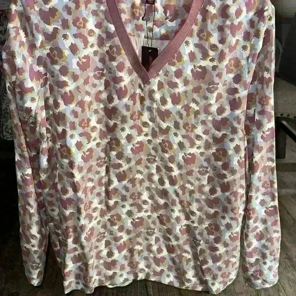 Johnston Murphy NWT Womens Blouse XL - Picture 2 of 4